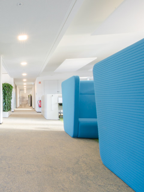 Raiffeisenbank Denzlingen Möbel und Innenausbau von der Kiefer und Sohn GmbH