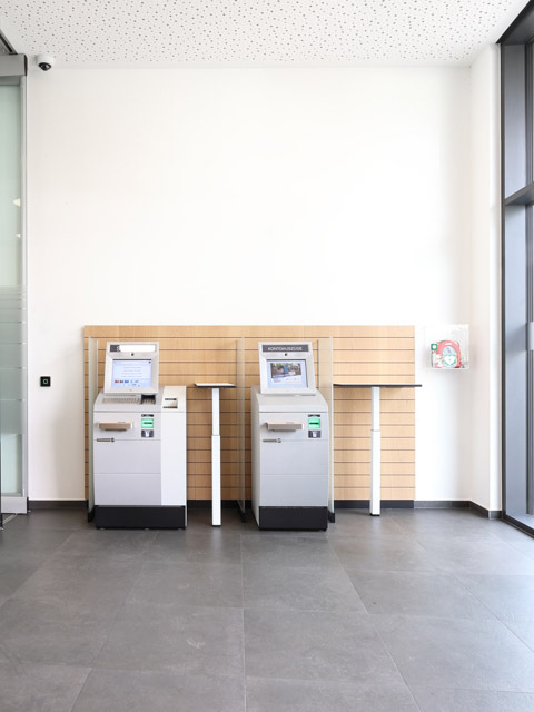 Volksbank Bankeinrichtung Innenausbau Schreiner