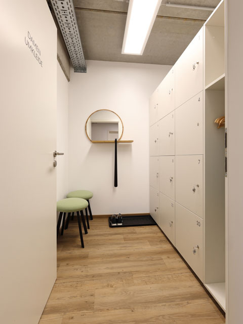 Praxiseinrichtung Innenausbau Empfang