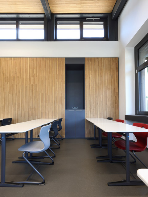 Wandverkleidung mit Schallabsorption für eine gute Akustik