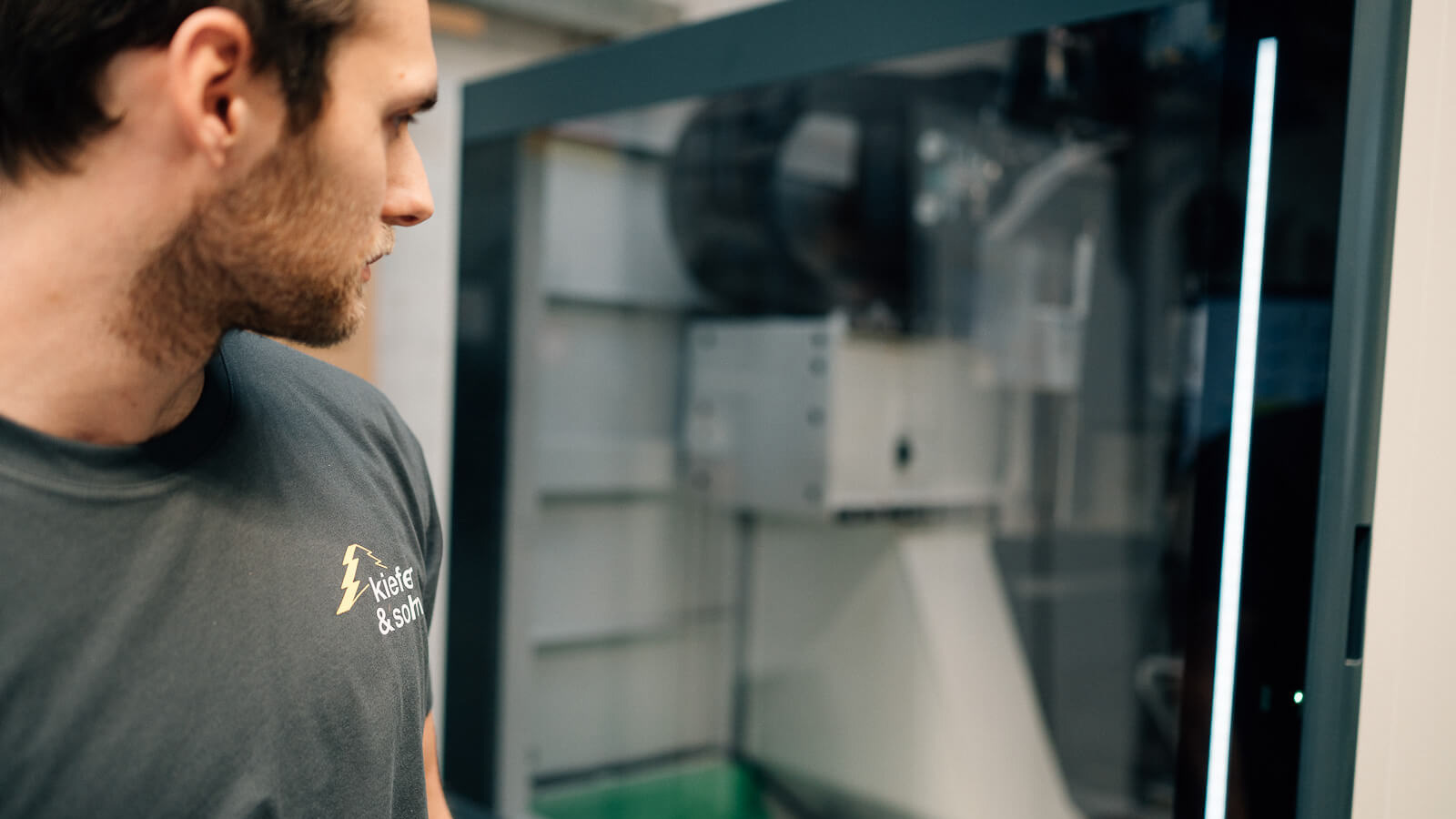 Schreinerei Bohr- und Fräszentrum Produktion